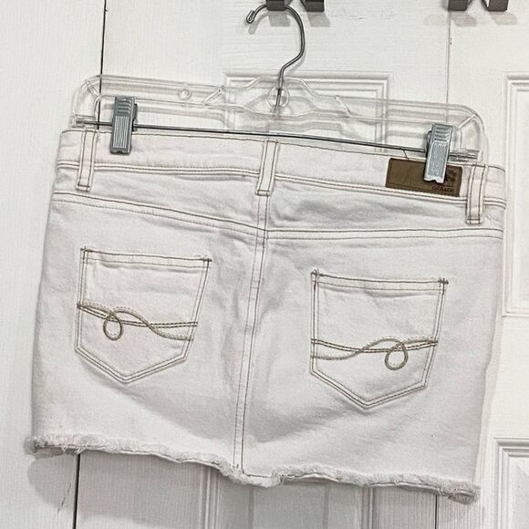 Garage Cream Denim Mini Skirt - Picture 4 of 5